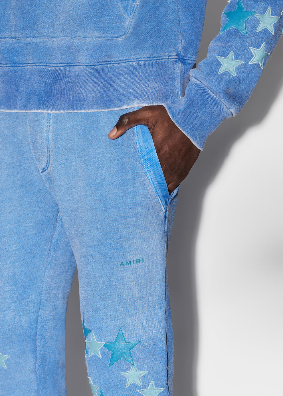 Pantalones Deportivos Amiri Pigment Spray Star Hombre Rojas Azules | 1350WPNDV